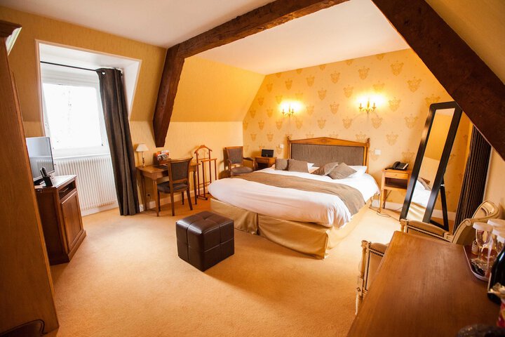 Room 15 of 79