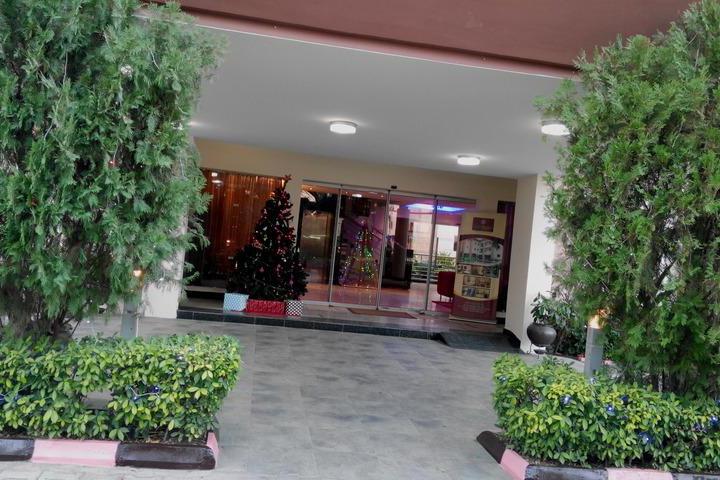 Room 3 of 18