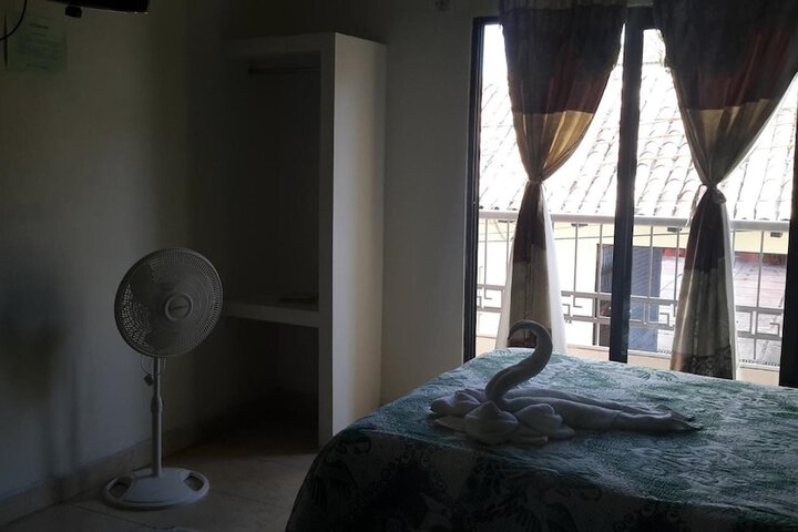 Room 30 of 66