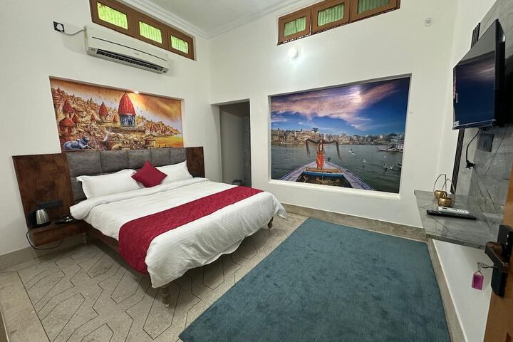 Room 14 of 56