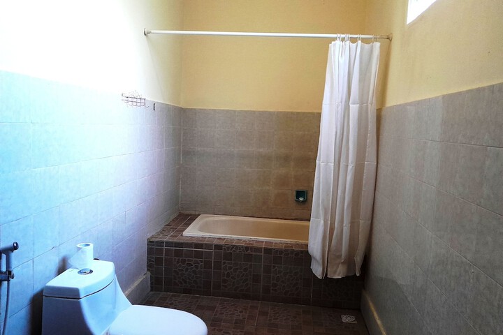 Room 11 of 26