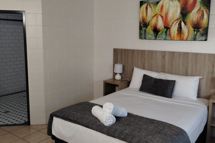 Room 21 of 64