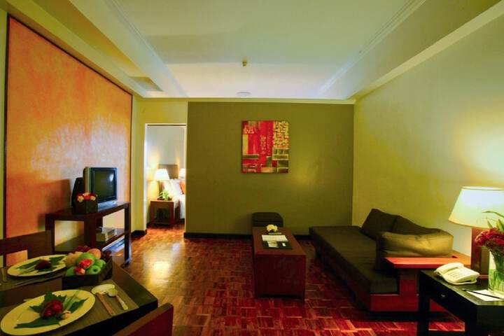 Room 35 of 59