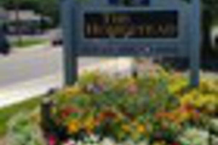 Hotel Exterior 278 of 279