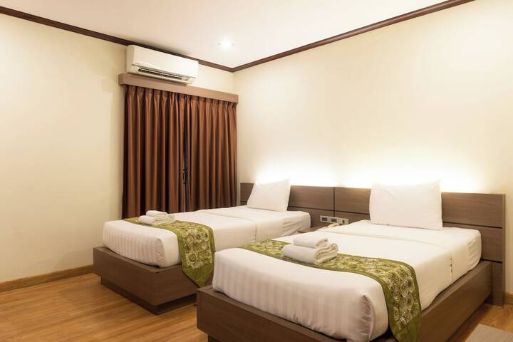 Room 47 of 81