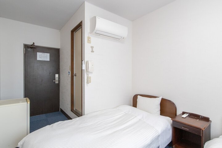 Room 31 of 51