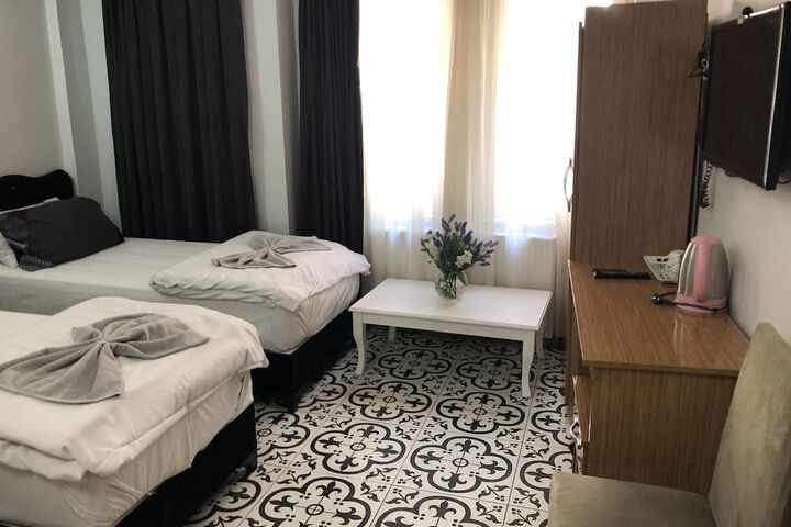 Room 21 of 137