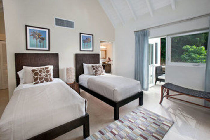 Room 8 of 15