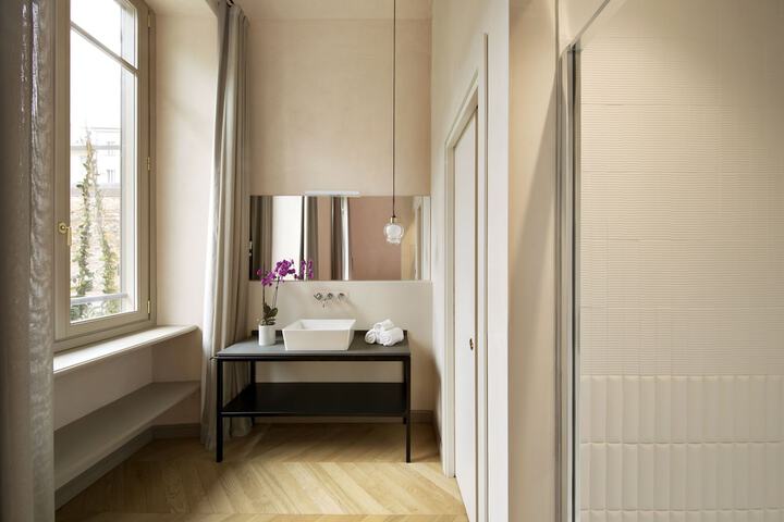Room 40 of 82