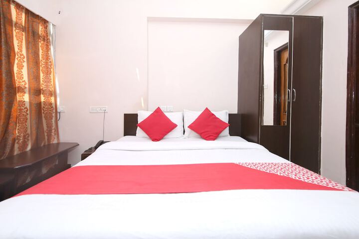 Room 16 of 24