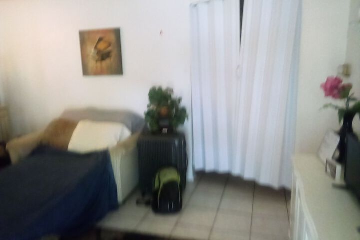 Room 10 of 43