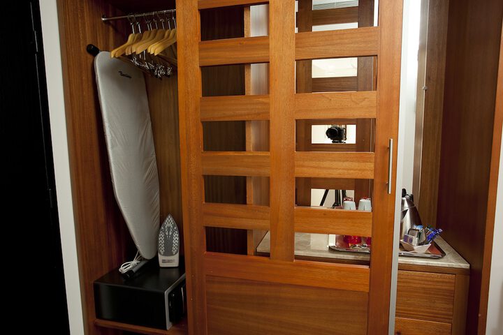 Room 3 of 56
