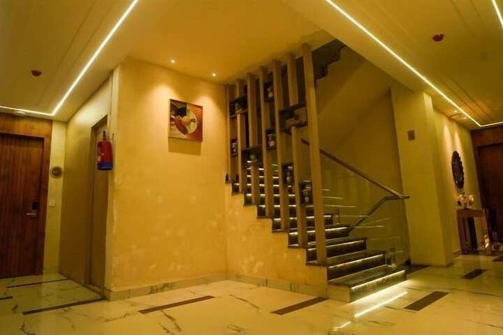 Hotel 12 of 13