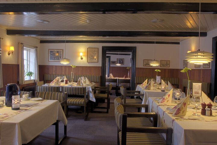 Dining Photos
