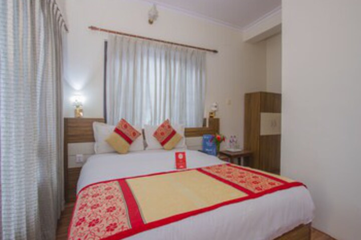Room 10 of 24