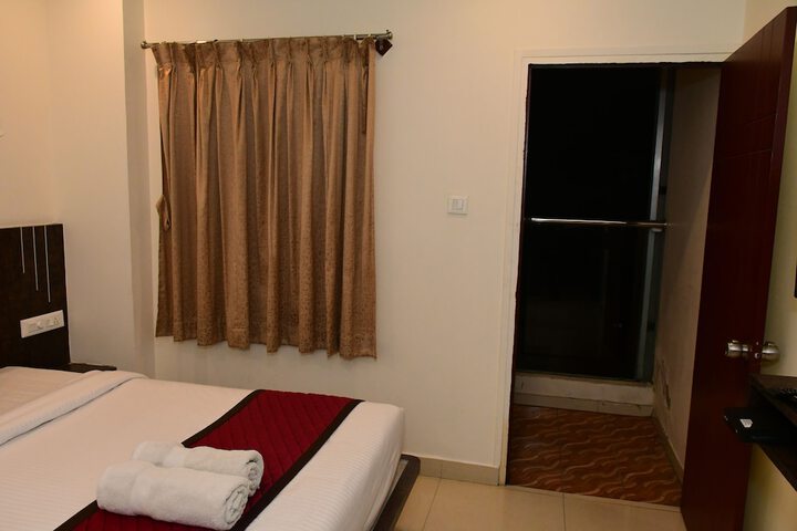 Room 32 of 55