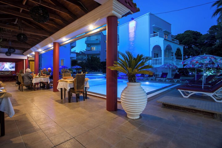 Hotel 148 of 151