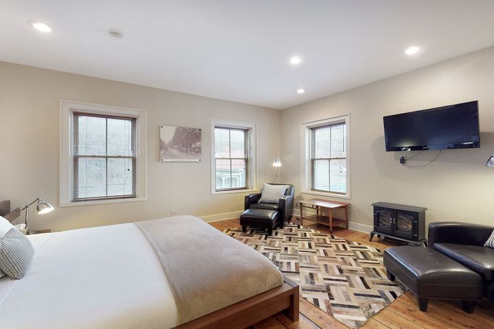 Room 14 of 26