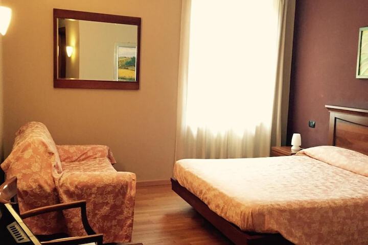 Room 19 of 64