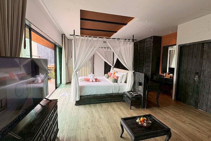 Room 58 of 156