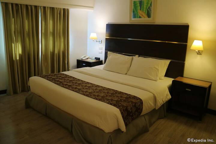 Room 12 of 79