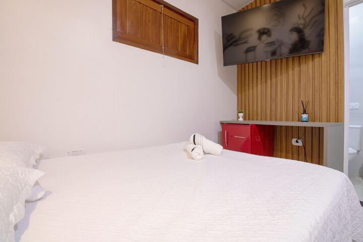 Room 2 of 10