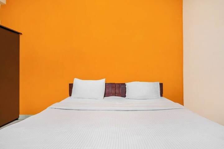 Room 12 of 23