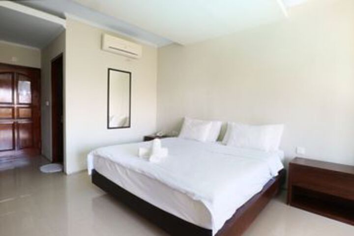 Room 9 of 40