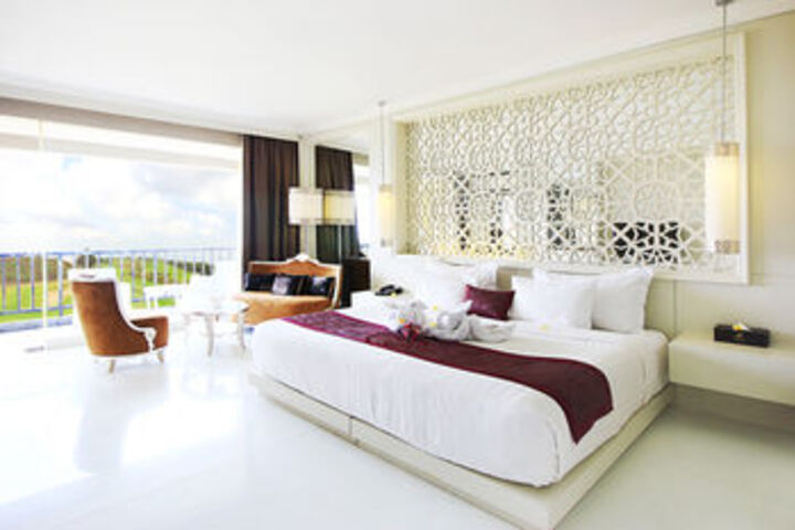 The Rich Prada Bali