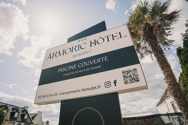 Hotel 50 of 52