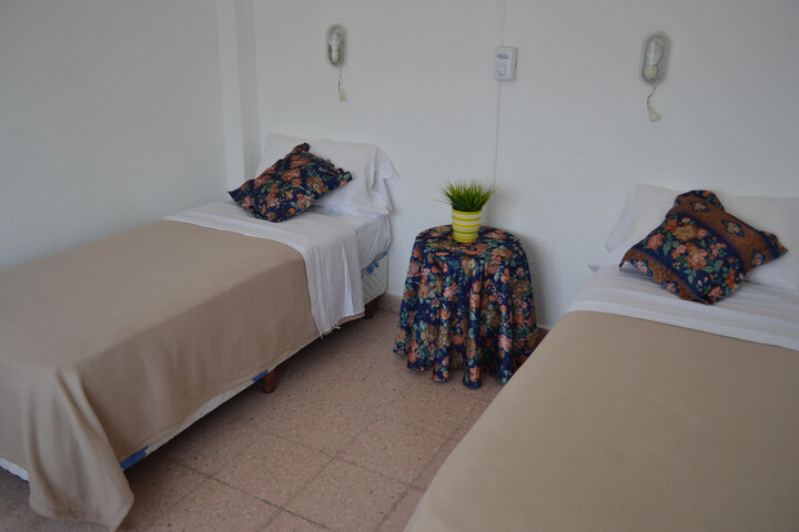 Room 2 of 12