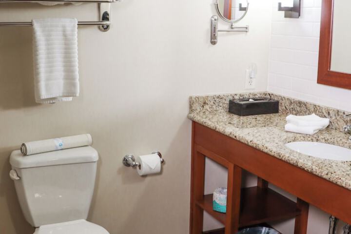 Clean Restrooms