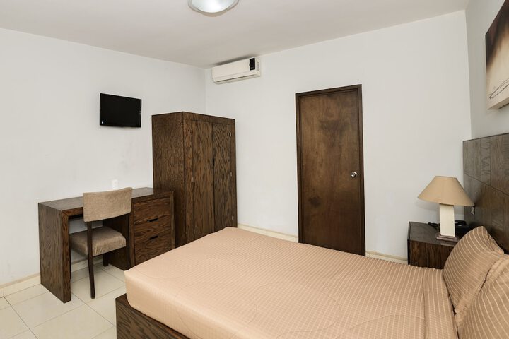 Room 4 of 29
