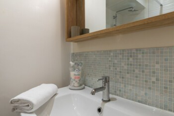 Room 4 of 21
