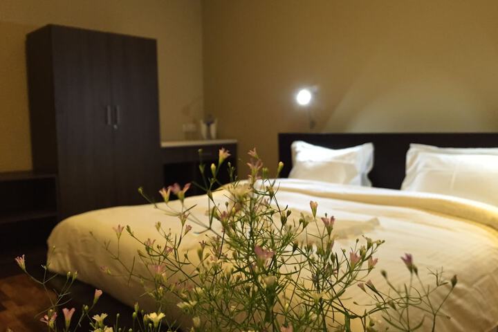 Room 20 of 38