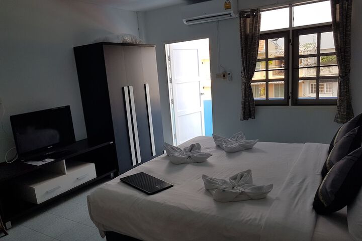 Room 19 of 30