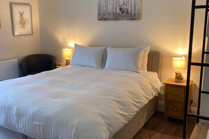 Room 12 of 26