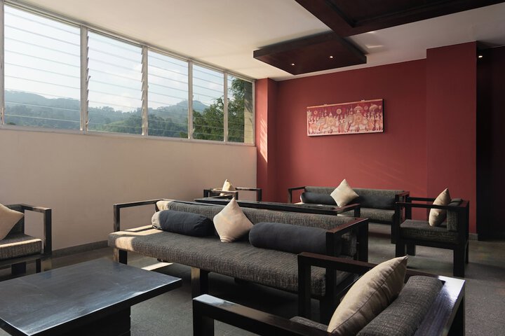 Room 16 of 41