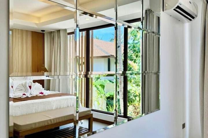 Room 51 of 169