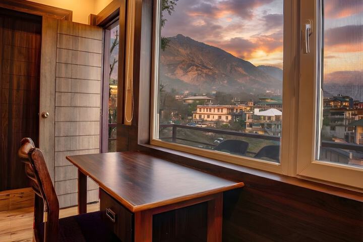 Hotel Buddha House Himalayan Brothers