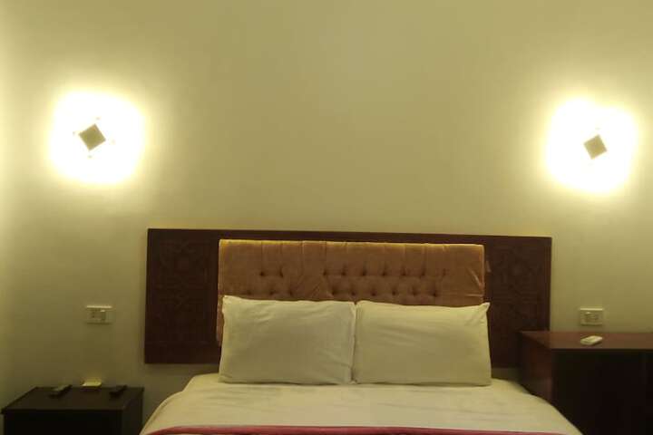 Room 18 of 41