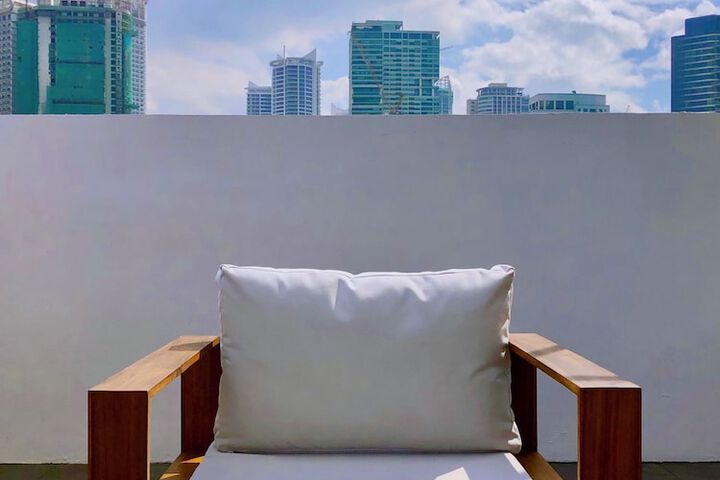 Sundeck 38 of 40