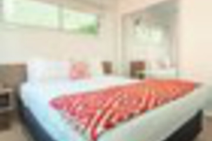 Room 56 of 279