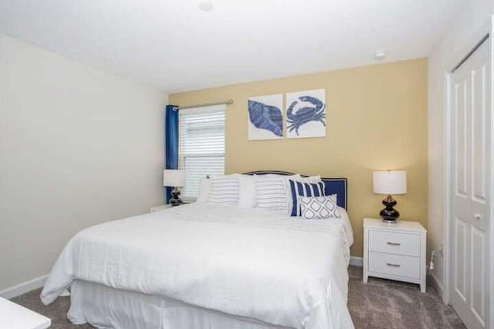 Room 3 of 49