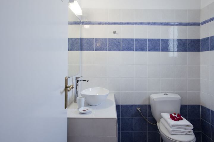 Bathroom Interior Photo