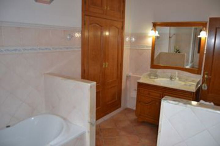 Room 3 of 17