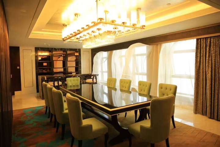 Room 42 of 70