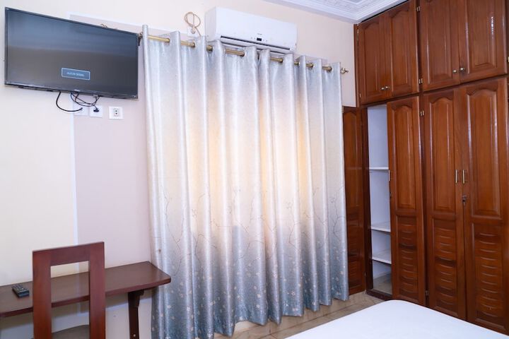Room 40 of 101