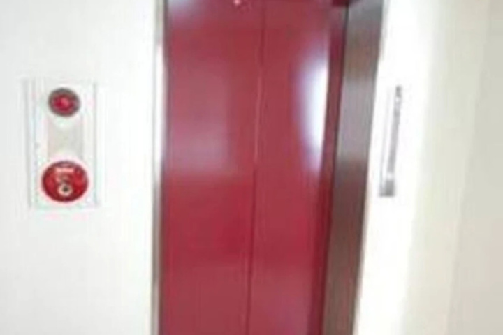 Room 13 of 22