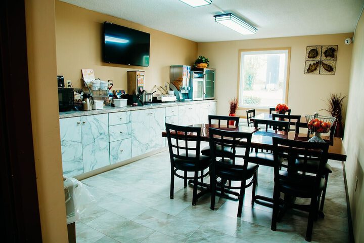 Breakfast area